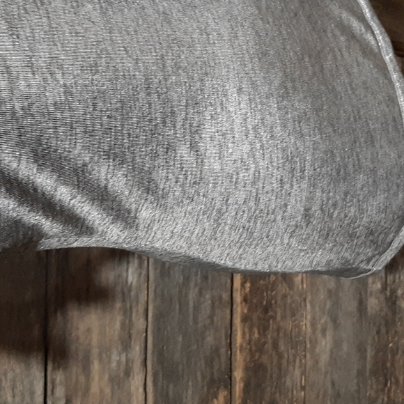 Shining silver v neck top - Picture 3 of 6